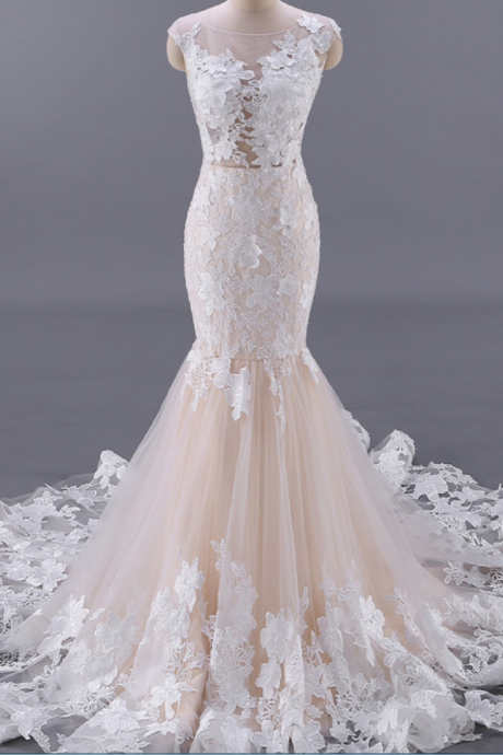 Champagne Scoop Sheer Floral Lace Appliqués Mermaid Wedding Dress Featuring V-back