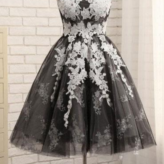 Black Satin White Tulle Short Cocktail Dresses Cute A Line Strapless Homecoming Dresses